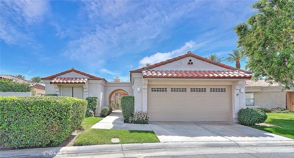 Photo of 48121 Calle Seranas, La Quinta, CA 92253 (MLS # RS26050424)