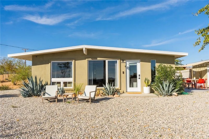 828 Cherokee Trail