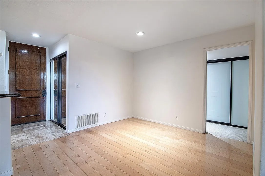 121 S Hope Street 333