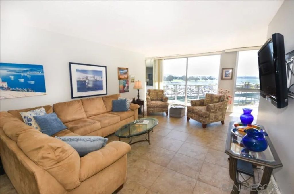 Photo of 1720 Avenida Del Mundo #607, Coronado, CA 92118 (MLS # 250031450)