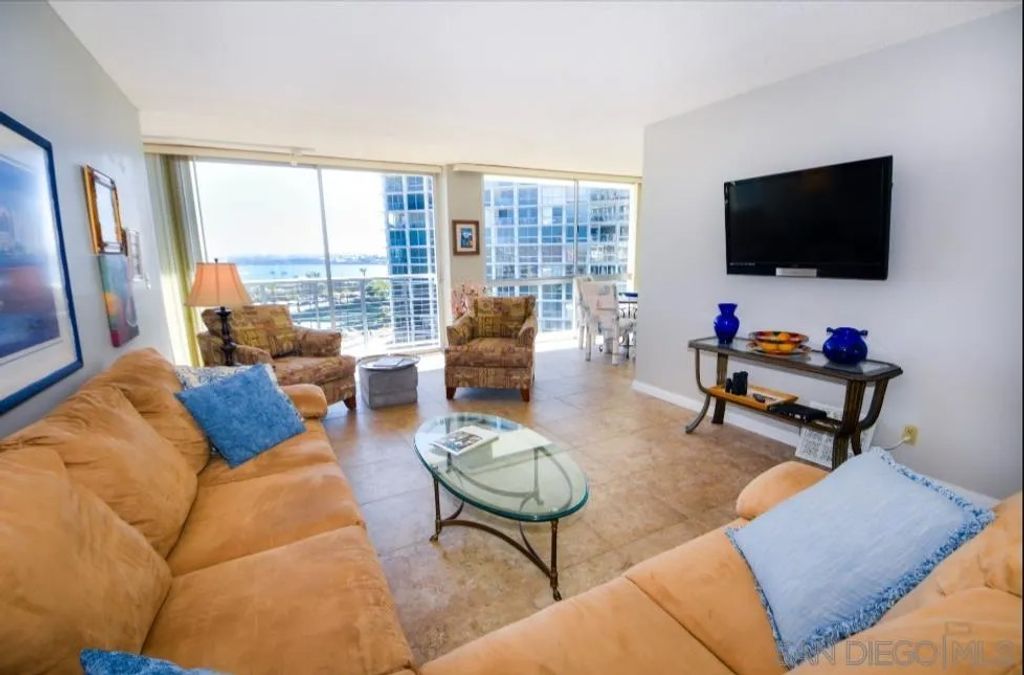 Photo of 1720 Avenida Del Mundo #607, Coronado, CA 92118 (MLS # 250031450)