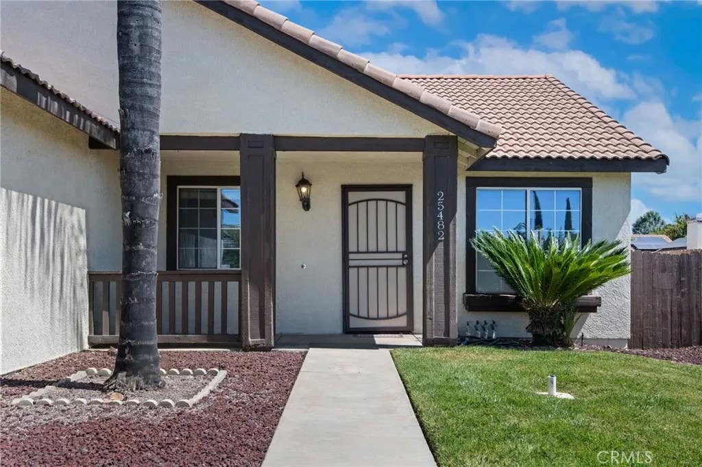 Photo of 25482 Pegasus RD, Menifee, CA 92586 (MLS # SW26120057)