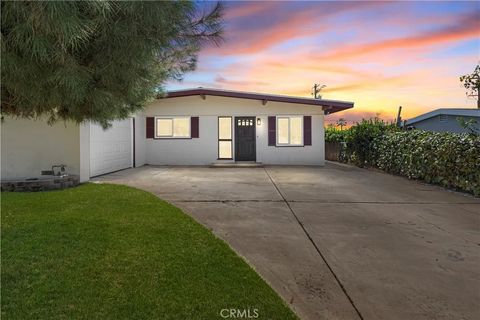 Photo of 26919 Messina St, Highlands, CA 92346 (MLS # IV26053102)