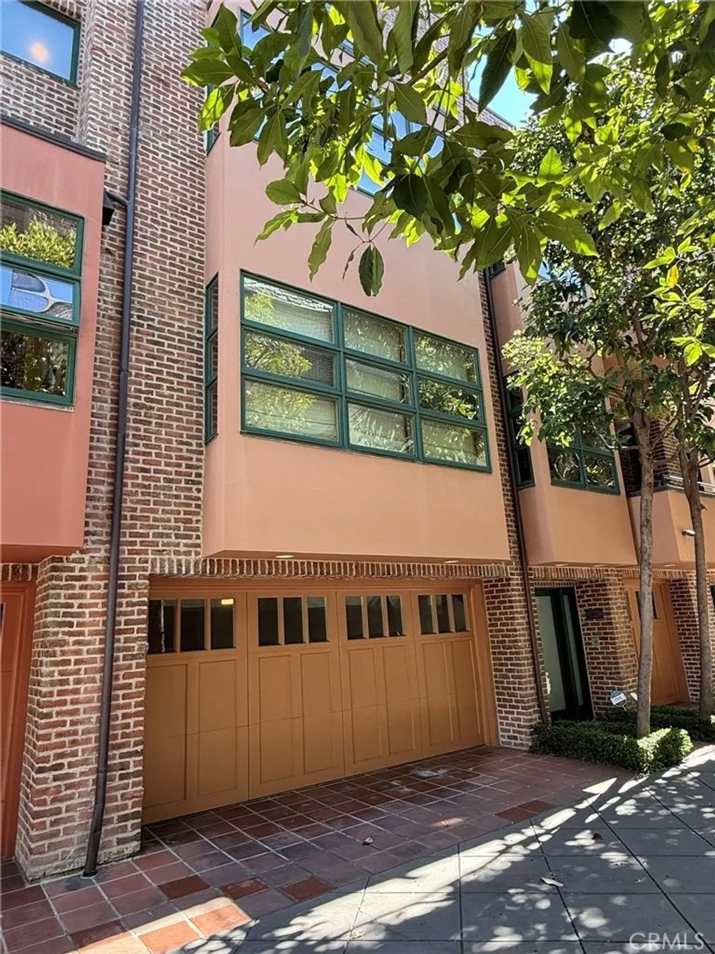 Photo of 2323 S Beverly Glen #8, Los Angeles, CA 90064 (MLS # TR26063261)