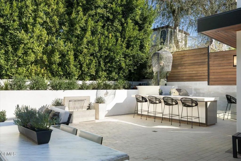 10747 Valleyheart Drive