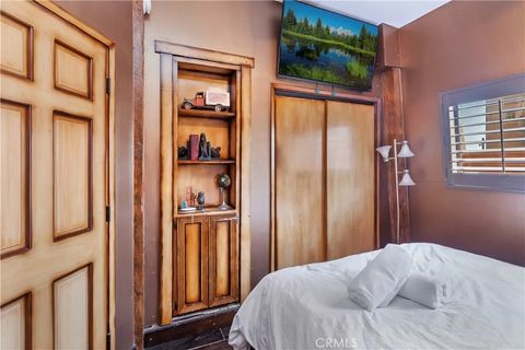 Tiny photo for 1 Anderson St, Seal Beach, CA 90743 (MLS # IG25232540)