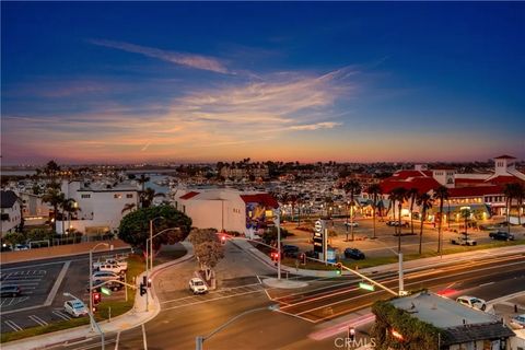 Tiny photo for 1 Anderson St, Seal Beach, CA 90743 (MLS # IG25232540)