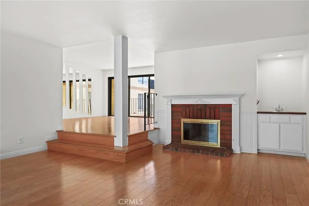 Photo of 2662 E 20th Street #306, Signal Hill, CA 90755 (MLS # SB26076602)