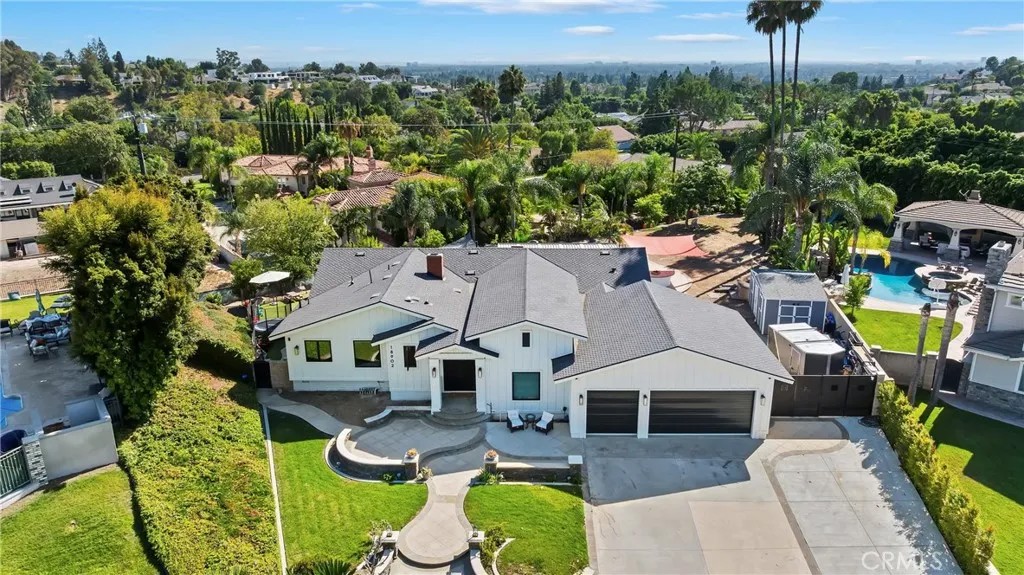 18902 El Moro Way