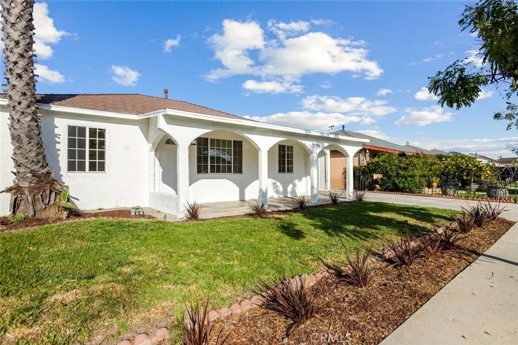 Photo of 22709 Ravenna Ave, Carson, CA 90745 (MLS # DW26062191)
