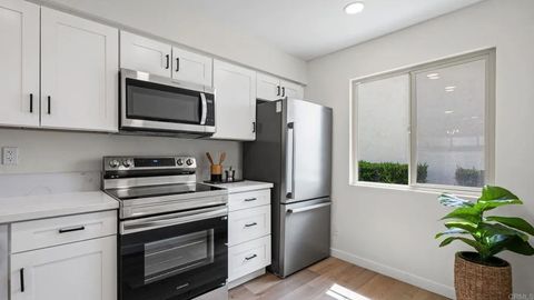 Photo of 134 Espanas Gln, Escondido, CA 92026 (MLS # PTP2602462)