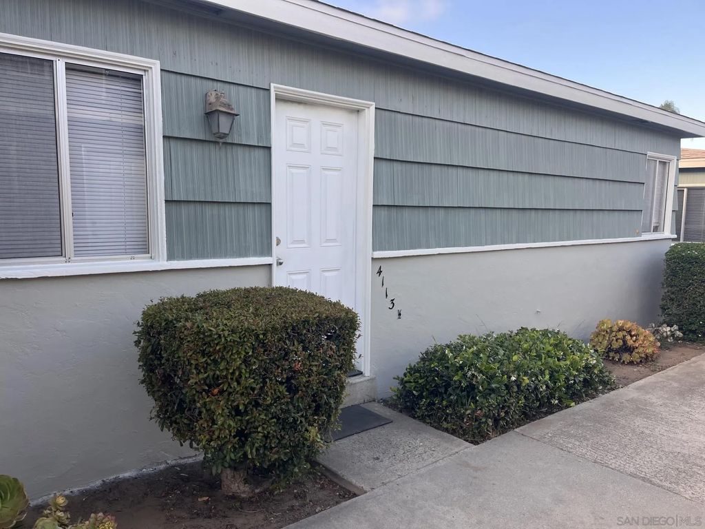 Photo of 4115 Ingraham St #4115, San Diego, CA 92109 (MLS # 260008105)