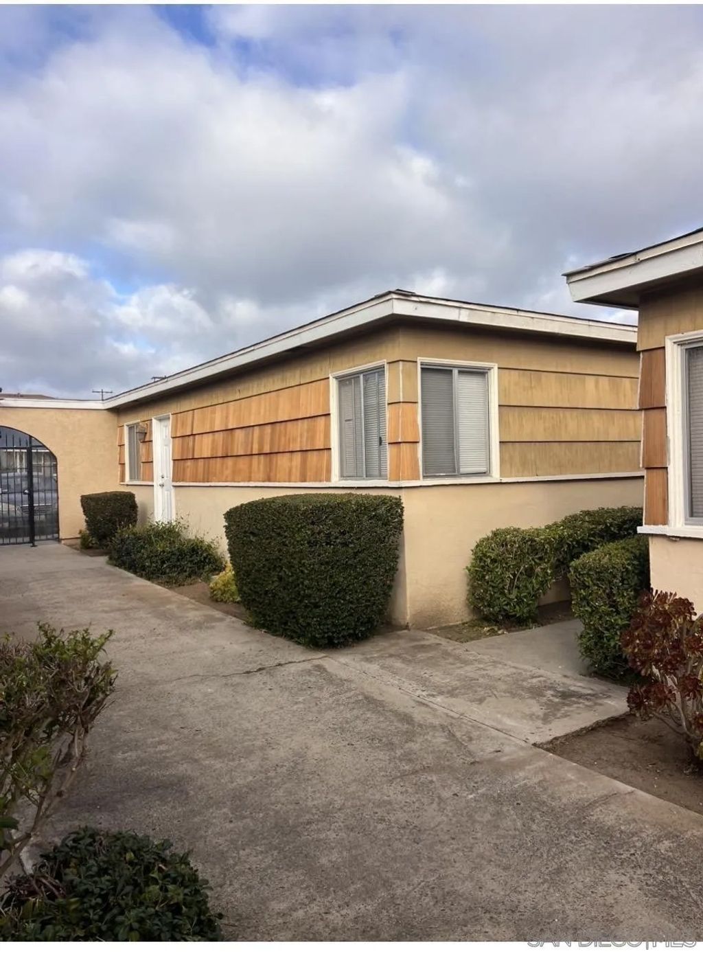 Photo of 4115 Ingraham St #4115, San Diego, CA 92109 (MLS # 260008105)