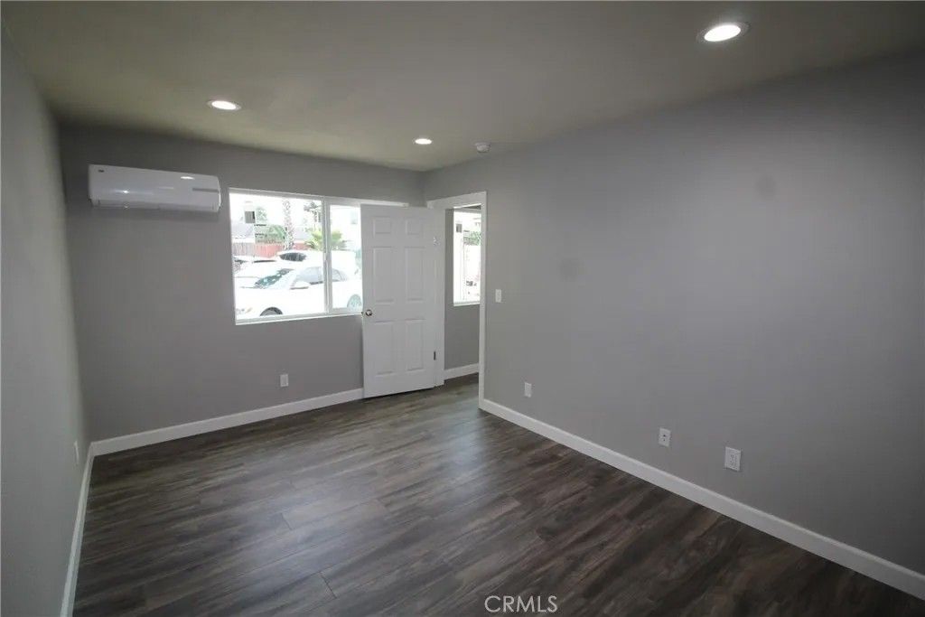 Photo of 4986 Southern Avenue #E, South Gate, CA 90280 (MLS # OC26095880)