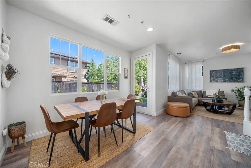 11816 Ranunculo Court
