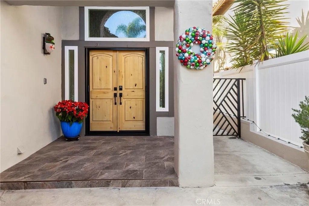 Photo of 21 Amarante, Laguna Niguel, CA 92677 (MLS # OC25279305)