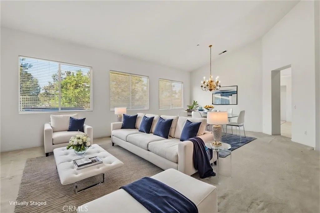 Photo of 721 Highland Park, Fallbrook, CA 92028 (MLS # SW26058998)