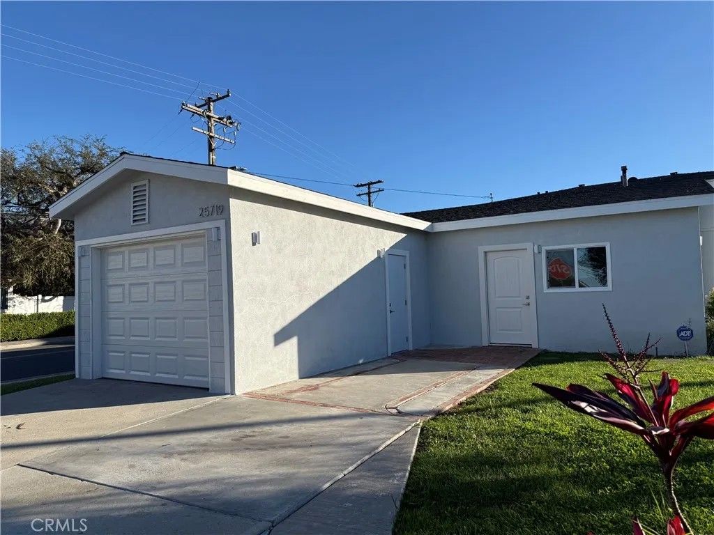 Photo of 25719 Walnut St, Lomita, CA 90717 (MLS # SB25281242)