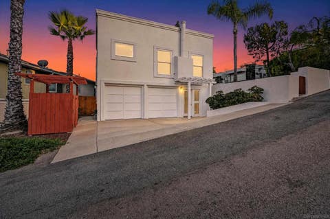 Photo of 2315 Edinburg Ave, Cardiff, CA 92007 (MLS # 260012538)
