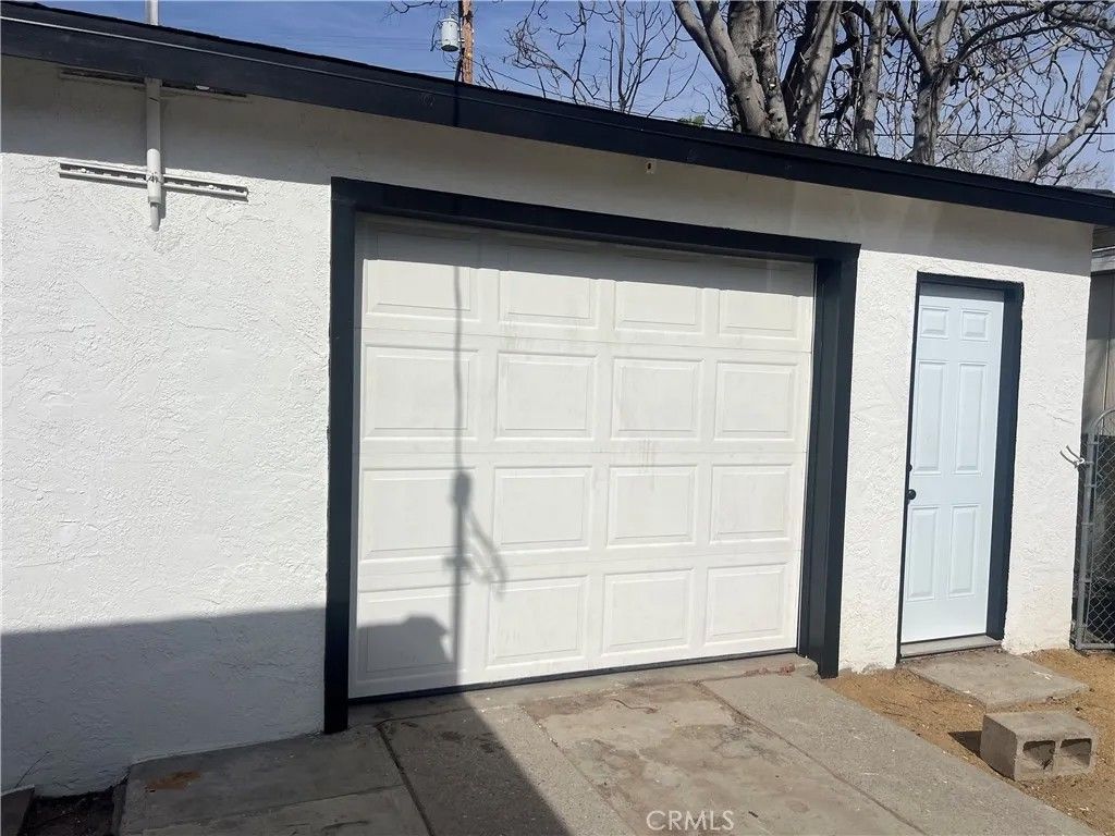 Photo of 25160 Elmo Dr, San Bernardino, CA 92404 (MLS # IV26005284)