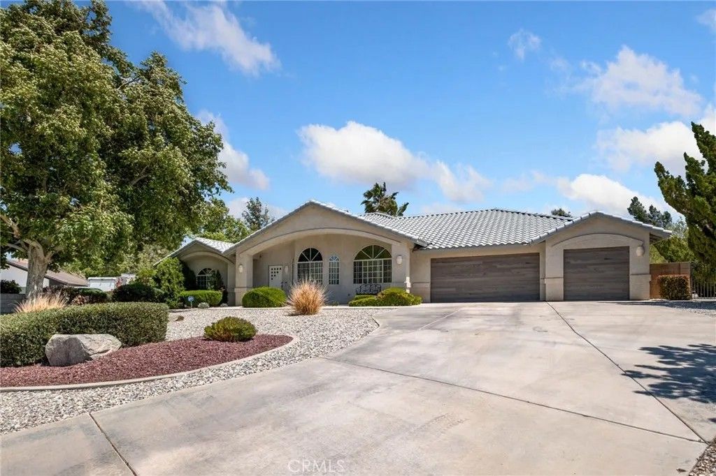 Photo of 12971 Valley View Court, Apple Valley, CA 92308 (MLS # SB26040729)