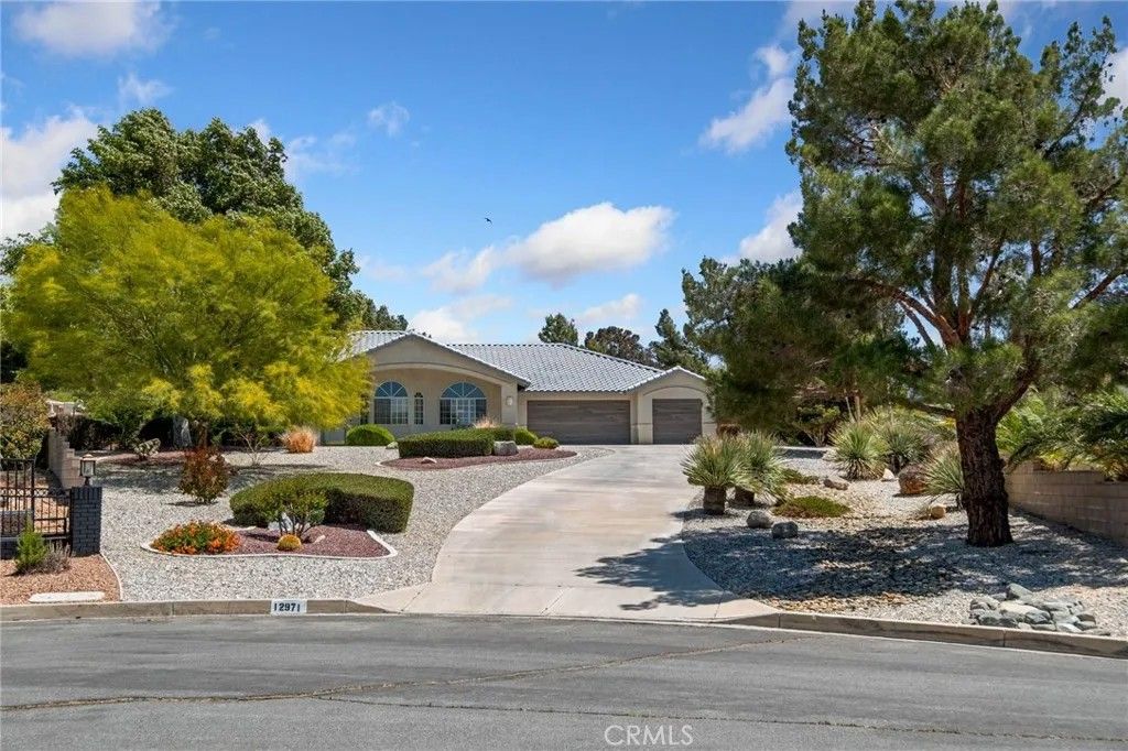 Photo of 12971 Valley View Court, Apple Valley, CA 92308 (MLS # SB26040729)