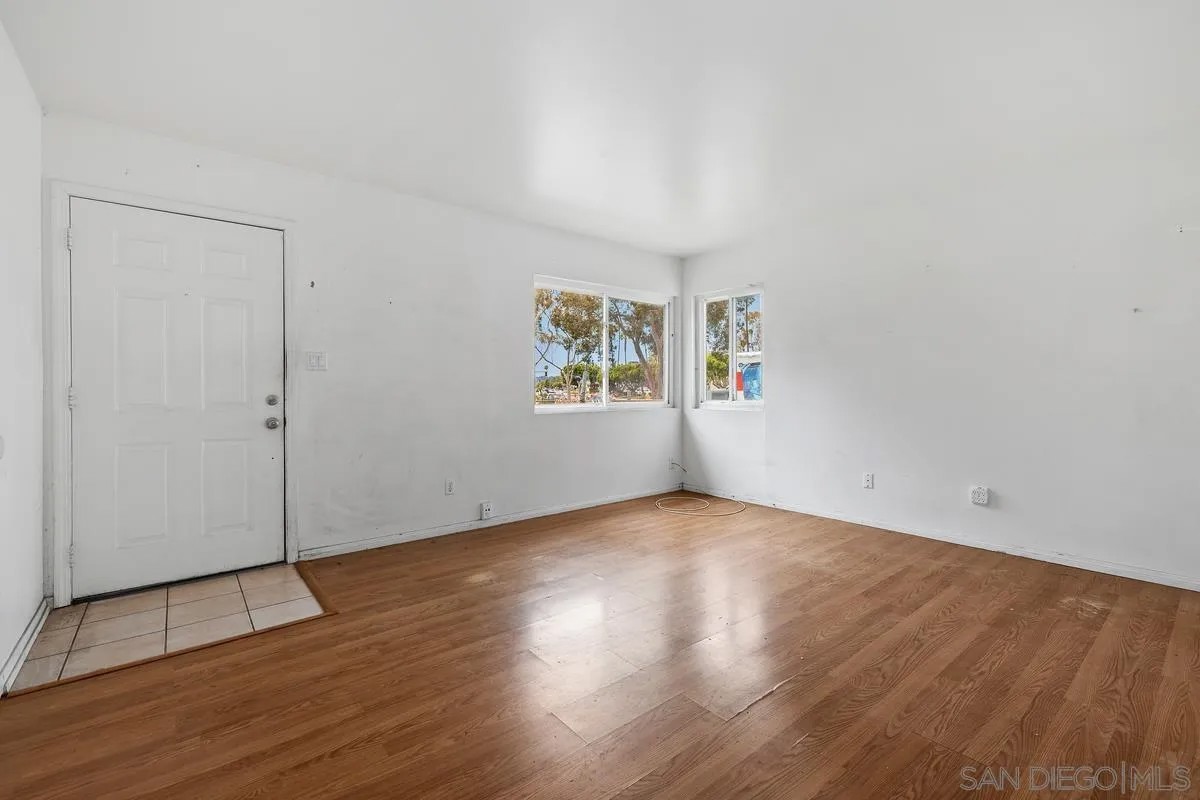 3973-75 CLAIREMONT MESA BLVD