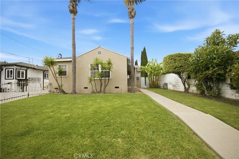 1641 W 204th Street