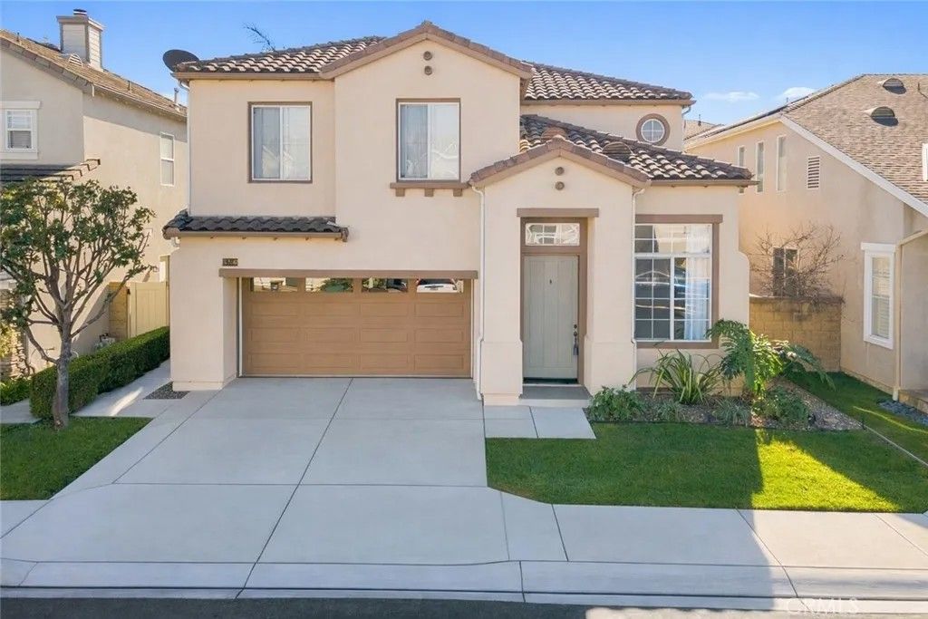 Photo of 5356 Charlotta Dr, Huntington Beach, CA 92649 (MLS # OC26014592)