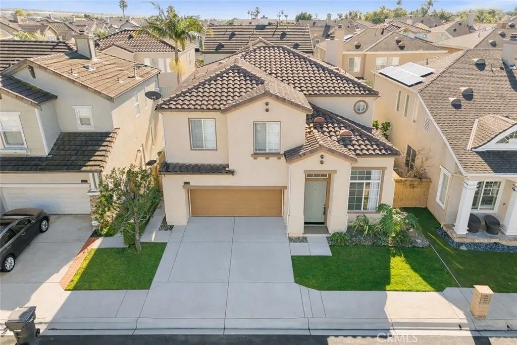 Photo of 5356 Charlotta Dr, Huntington Beach, CA 92649 (MLS # OC26014592)