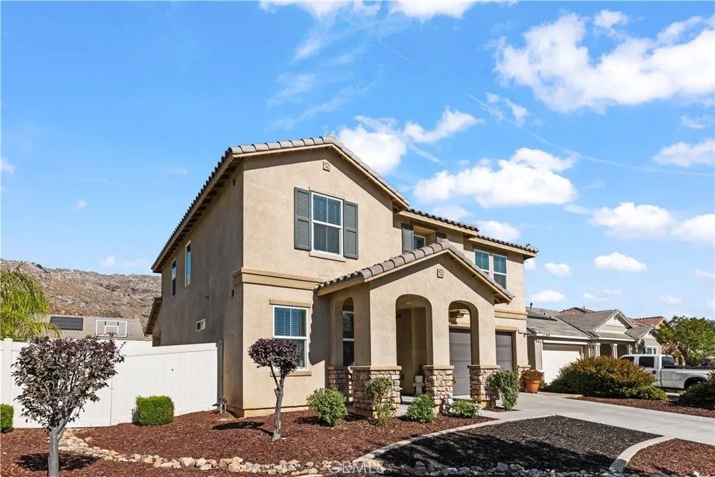 Photo of 346 Valencia Court, San Jacinto, CA 92582 (MLS # SW25187957)