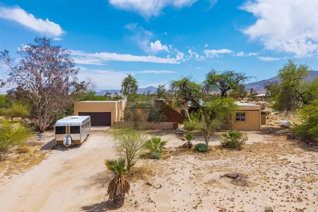 Photo of 3211 Broken Arrow Rd, Borrego Springs, CA 92004 (MLS # NDP2503690)