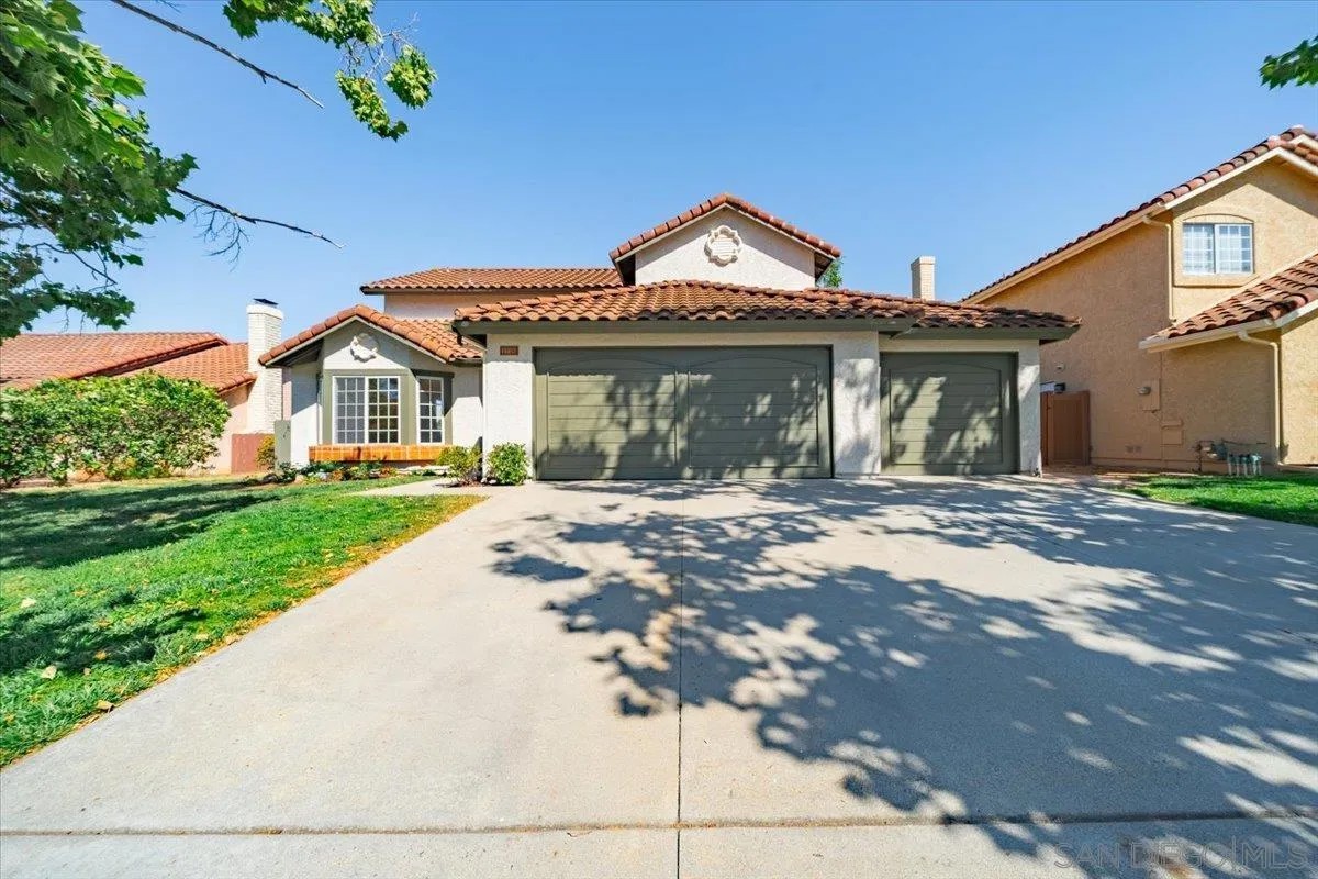 1726 Las Palmas Ln