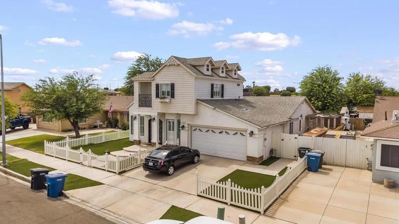 257 Driftwood Dr
