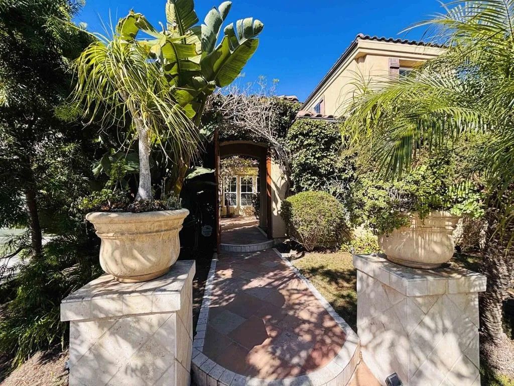 Photo of 11596 Parkhurst Square, San Diego, CA 92130 (MLS # NDP2601093)