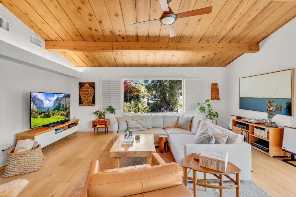 Photo of 705 Valley Drive, Vista, CA 92084 (MLS # NDP2606818)