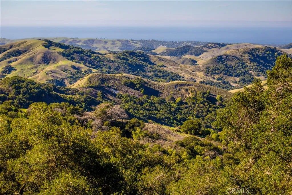 Photo of 9900 Santa Rosa Creek, Templeton, CA 93465 (MLS # NS26008215)