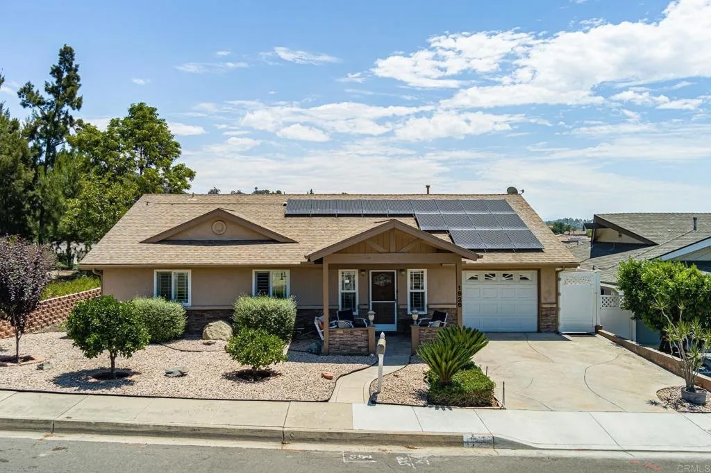 1926 PAMELA LN
