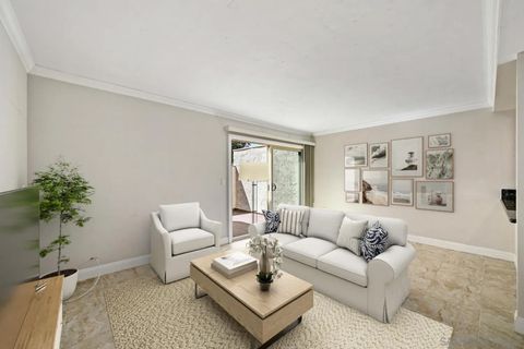 8745 Caminito Sueno La Jolla CA 92037