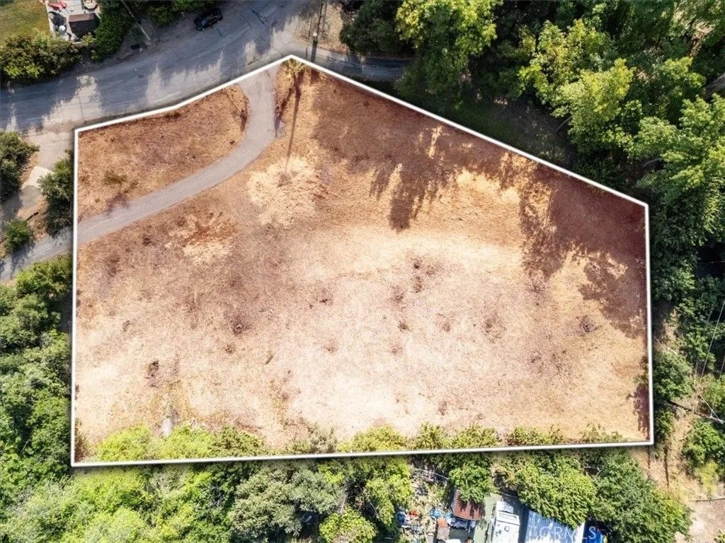 Photo of 21544 Covina Hills Rd, Covina, CA 91724 (MLS # IG26088947)