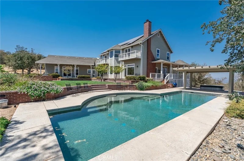 42158 John Muir Drive