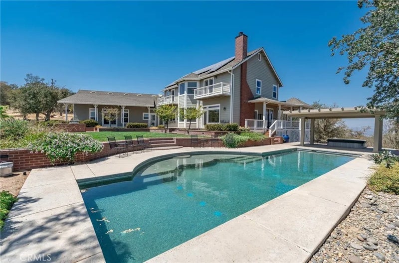 42158 John Muir Drive