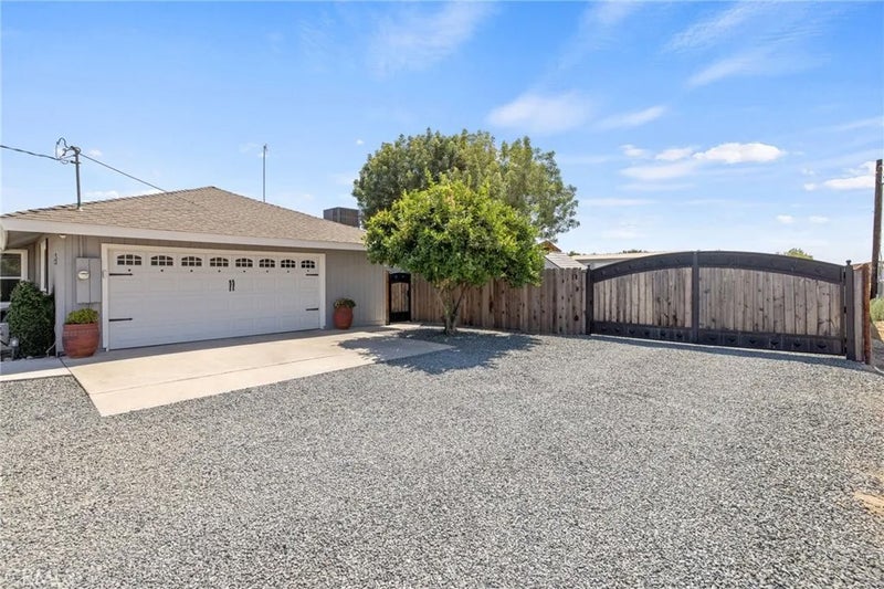 13399 Avenue 264