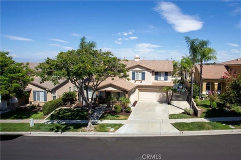 Property photo of 3827 Holly Springs Drive, Corona, CA 92881