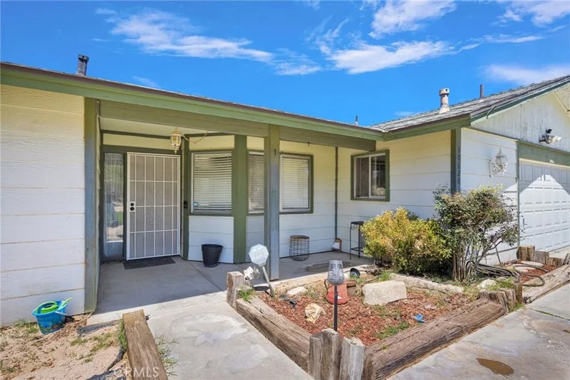 10626 Valley Vista