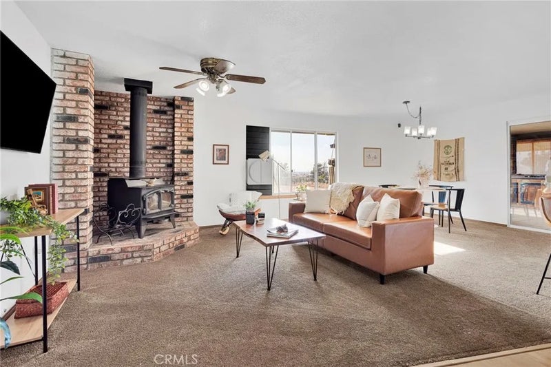 10626 Valley Vista