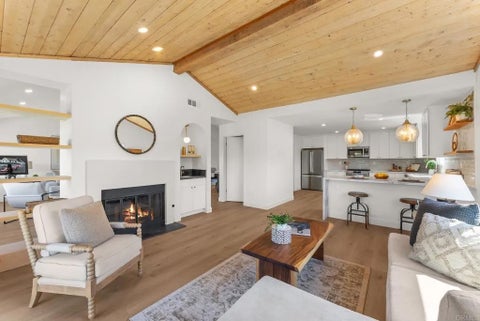 Photo of 938 Evergreen Lane, Vista, CA 92084 (MLS # NDP2608348)