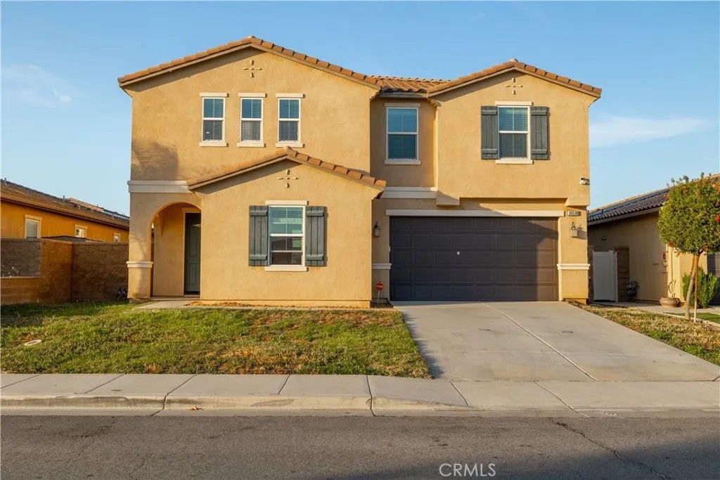 Photo of 30538 Oasis Rd, Murrieta, CA 92563 (MLS # SW26029631)