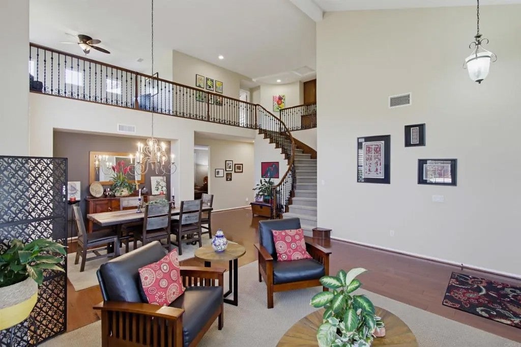 2565 High Trail Court
