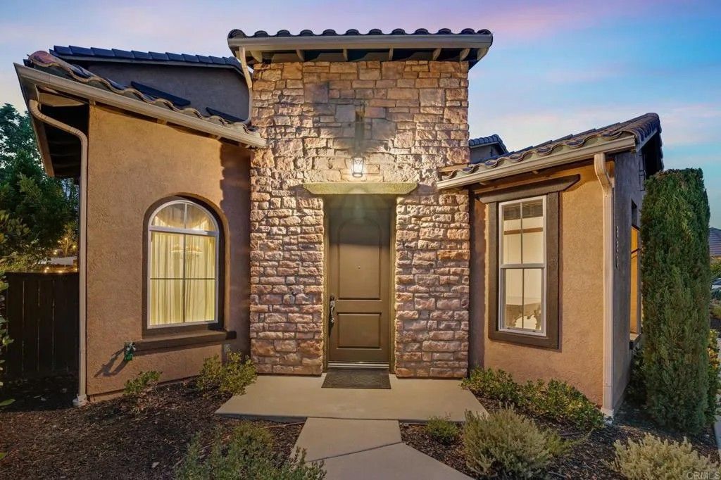 Photo of 880 Summer Moon Road, San Marcos, CA 92078 (MLS # PTP2505341)